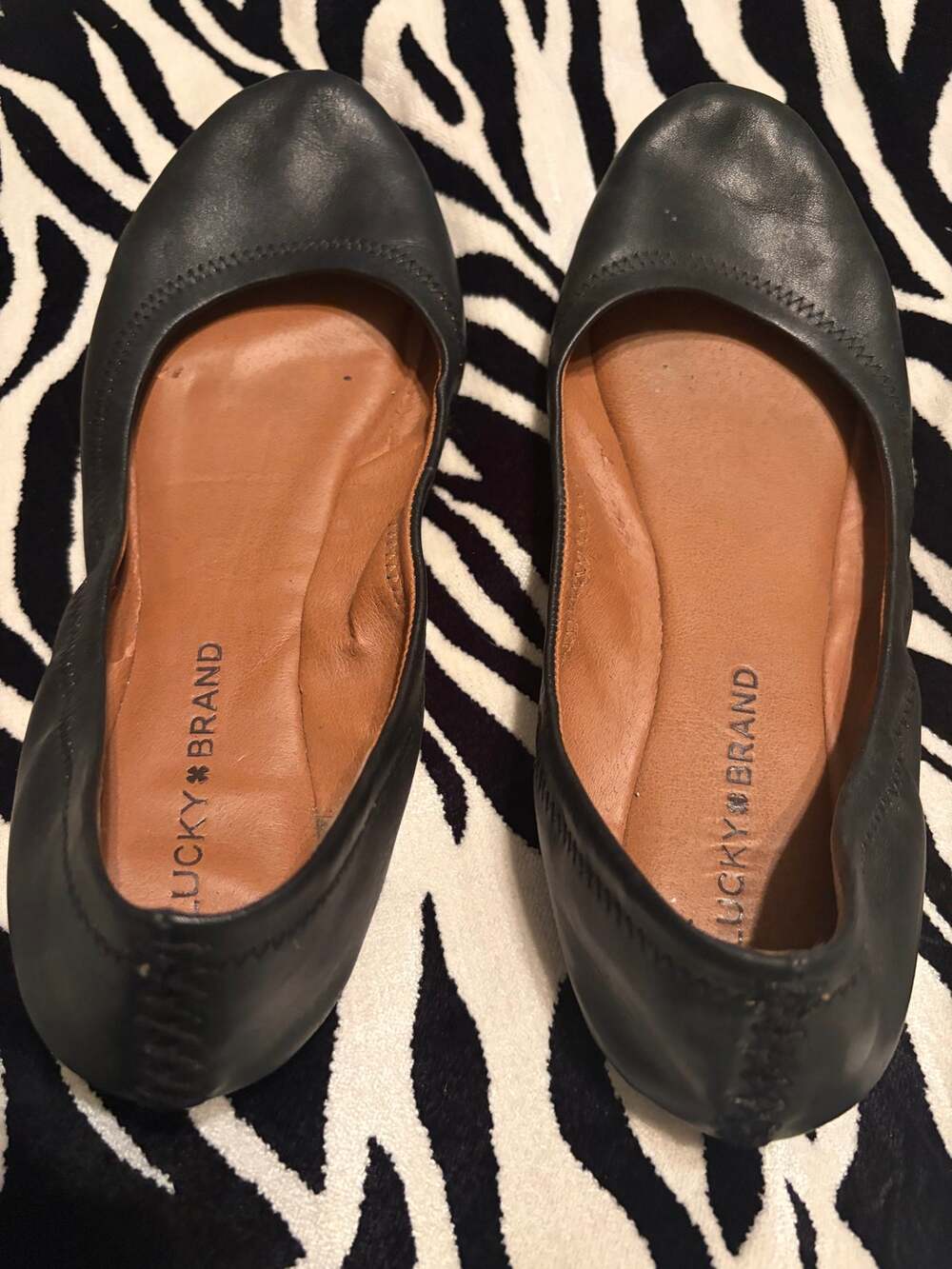 Lucky Brand Black Leather Ballet Flats Round Toe Stitch Detail 8